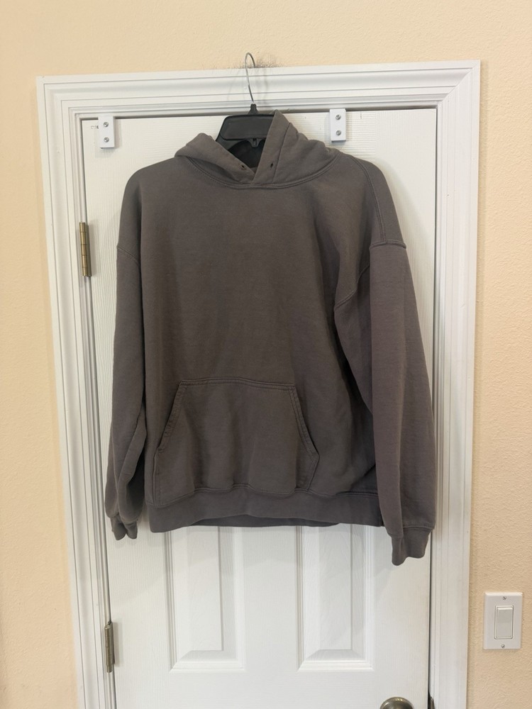 Gildan Heavy Blend Gray Hoodie Size Large