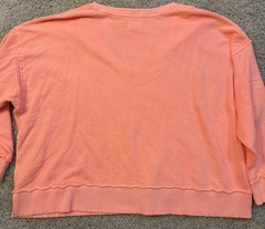 AMERICAN EAGLE Big Hug Coral Sun V-Neck Pullover Sweatshirt Women’s Size M NWT