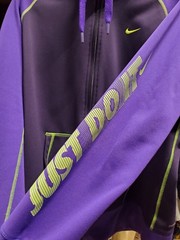NIKE Therma-Fit Purple Green Colorway “Just Do It ” Hoodie & Crackle AIR Tee XL