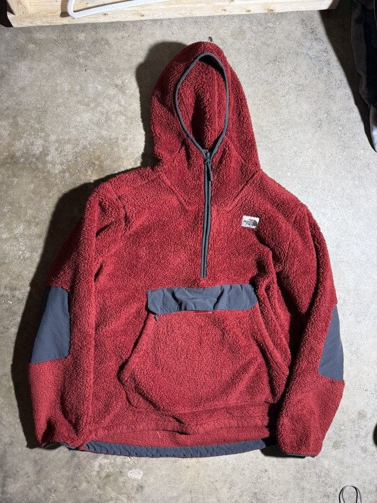 The North Face Campshire Men’s Red 1/4 Zip Fleece Hoodie Size Medium