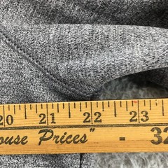 Under Armour Hoodie & Sweatshirts Mens Medium Gray Hooded Long Sleeve Pullover