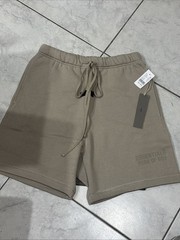 Fear of God Essentials Shorts Smoke Size S