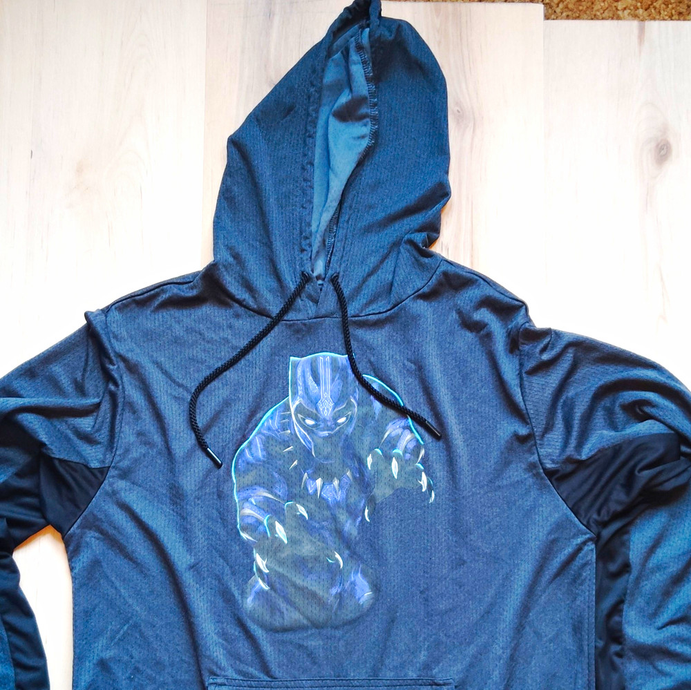 Marvel Black Panther Men’s Pullover Hoodie M Black Graphic Pockets Gray Comic