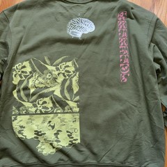 NEW Levi’s Sweatshirt XL Olive Green Graphic Print Crewneck Floral Street NWT