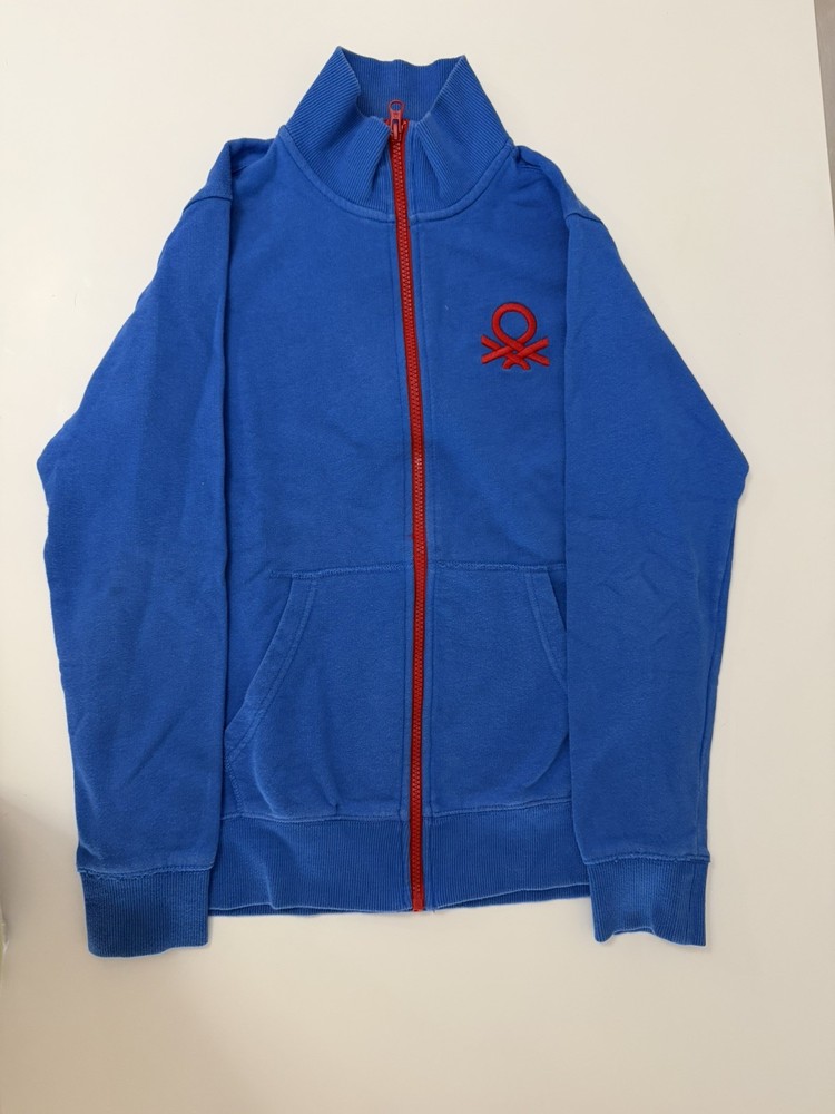 United Colors of Benetton full zip jacket featuring red logo XXL YOUTH