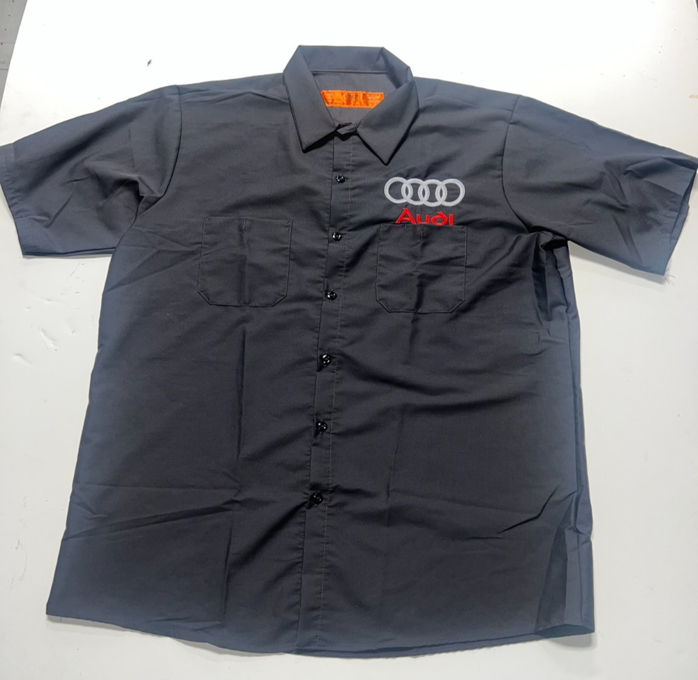 Audi Mechanics Uniform Shirt Size Adult XL Large M 2X Embroidered NWOT Red Kap
