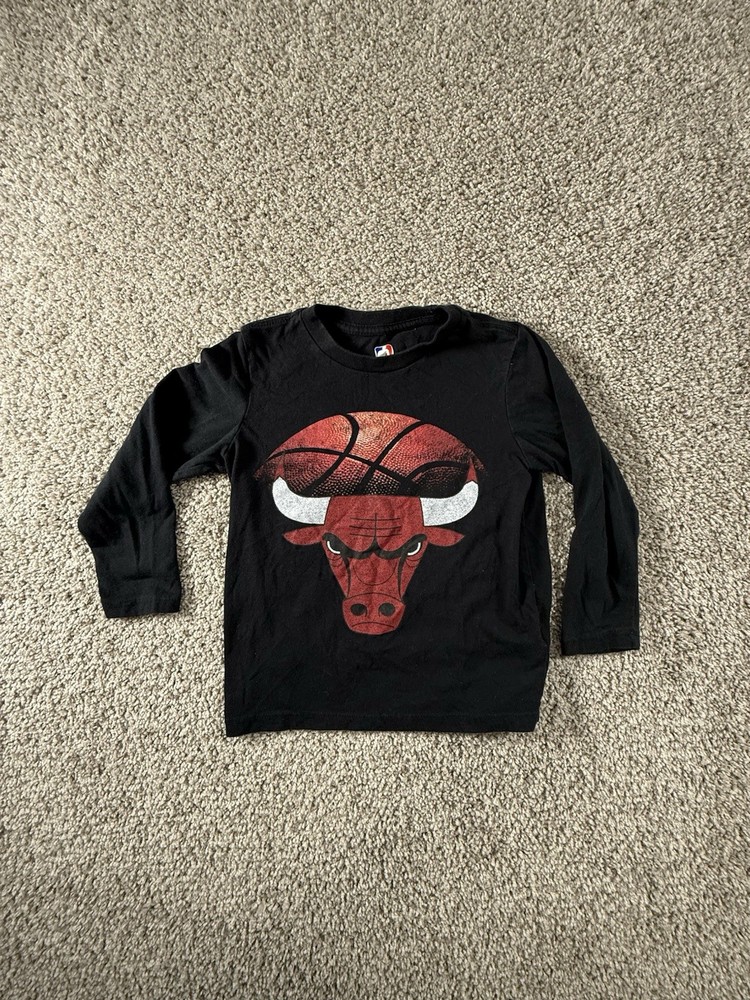 Chicago Bulls NBA Shirt Youth Small Long Sleeve Black Red Basketball Sport