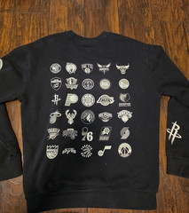 Hollister X NBA Team Logo Pullover Sweater Men’s Medium Black Cotton/Polyester