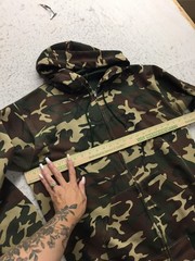 VTG Woodland Camo Full Zip Hoodie Mens XL 46 Foam Filled Polyester Hood Pockets