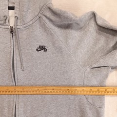 Nike SB Mens Full Zip Hoodie Jacket Large Light Gray Heather Drawstring
