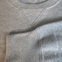 UNIQLO Gray Sweatshirt Unisex 100% Cotton Crewneck Ribbed Hem Minimalist