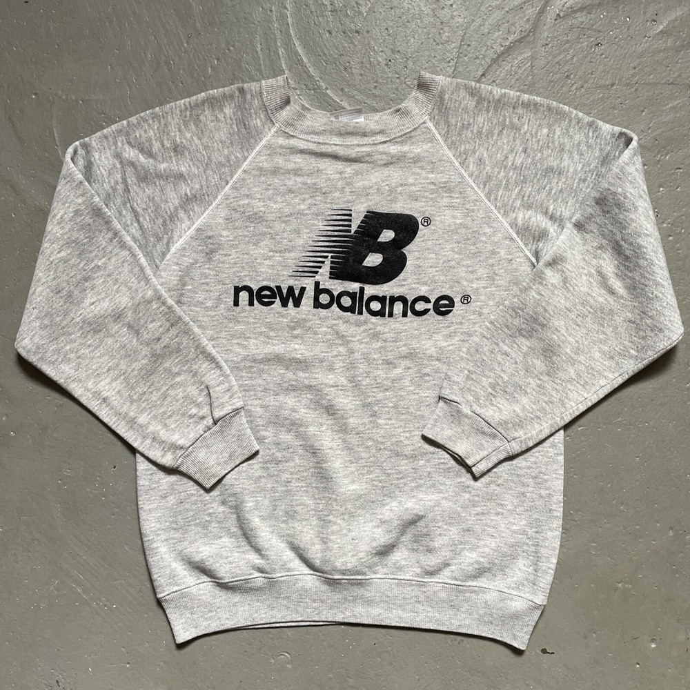 Vintage 1980s New Balance Tri-Blend Rayon Logo Raglan Sweatshirt Made In USA M