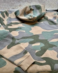 Men’s DSG camo Hoodie Kangaroo Pocket Size M