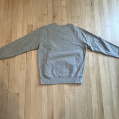 House Of Blanks gray crewneck sweatshirt (medium)