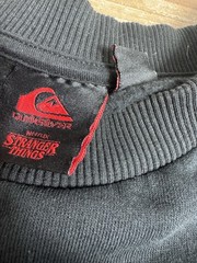Quicksilver X Netflix Stranger Things Sweater Adult XL Black Red