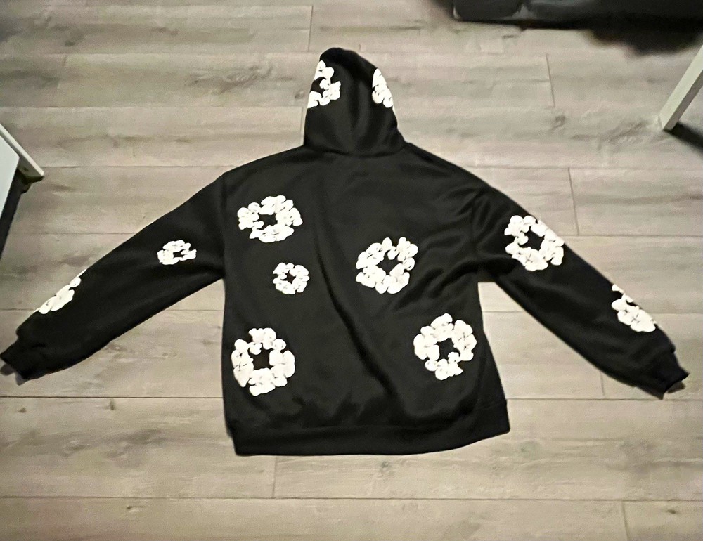 DENIM TEARS Men’s Black Pullover Hoodie L Cotton Knit White Flower Graphic Print
