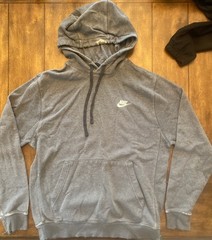 Nike Gray Pullover Hoodie Teen Youth Small S Classic Logo – Fair Condition
