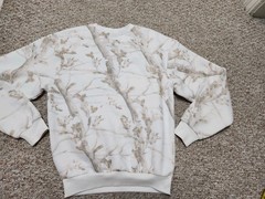 Comfrt White Oak Camo Crewneck Sweatshirt Small