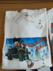 UNIQLO DRAGON BALL DAIMA Sweatshirts 1pc, T-shirt 4 ps. XL Chest: 104–112 cm