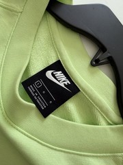 Nike L World Tour Sweatshirt Triple Swoosh Green Logo French Terry Streetwear