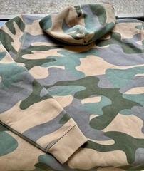 Men’s DSG camo Hoodie Kangaroo Pocket Size M