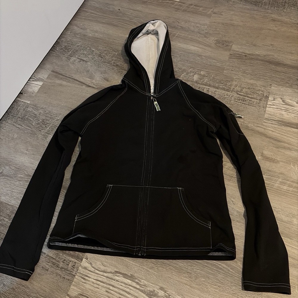 Men’s Black Solid Full Zip Hooded Hoodie Jacket with Pockets, Long Sleeve