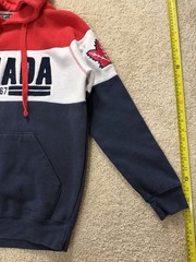 Canada 1867 Colorblock Hoodie Red White Blue Maple Leaf Sleeve Size Small