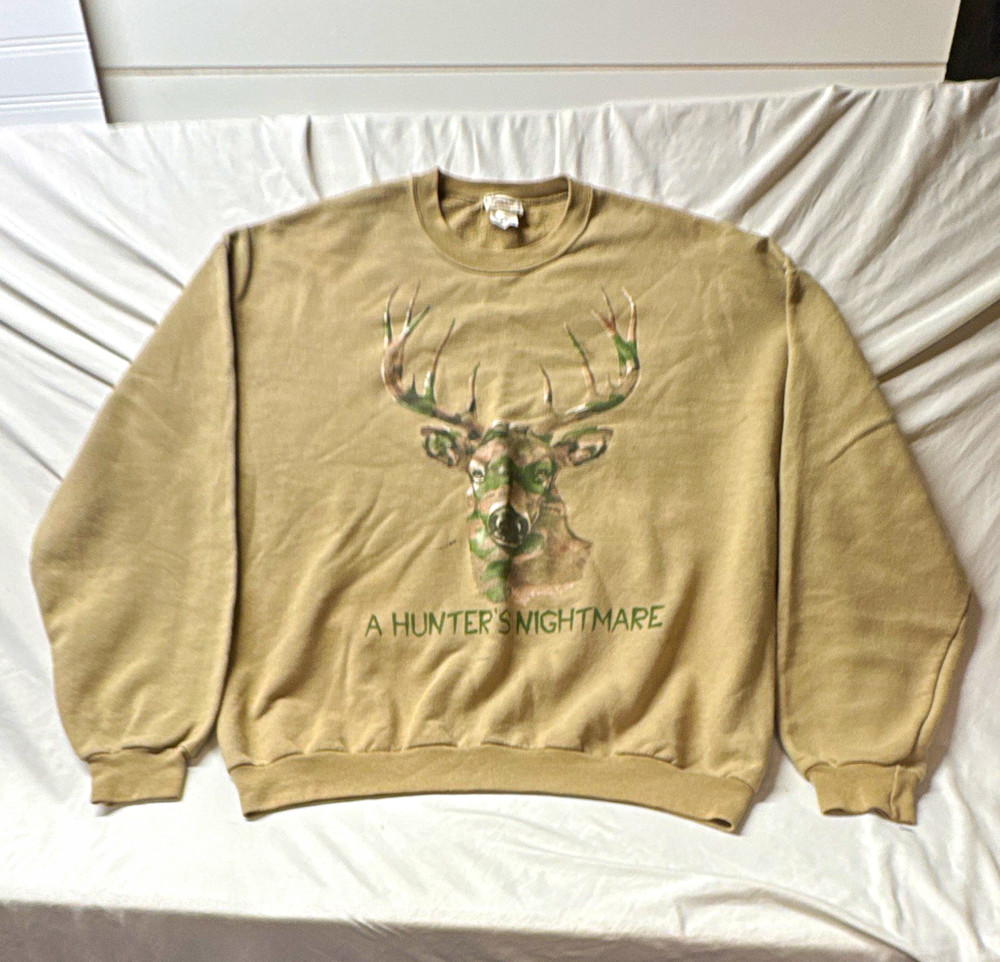 American Tradition Men’s Beige Fleece Crewneck Pullover Deer Graphic XL