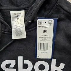 Reebok Identity Fleece Hoodie Mens Medium Black Classic Fit Stacked Logo NEW