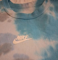 Nike black & white graphic pullover hoodie kangaroo front pocket & top