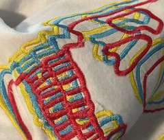 Create 2MRW NWT Size L White Graffiti Embroidered Hoodie Sweatshirt Retail $70