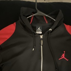 Air Jordan Men’s M Black/Red Colorblock Zip Hoodie Jumpman Logo