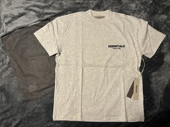 NWT Fear of God Essentials Light Oatmeal T-Shirt Size XS 100% Authentic✅