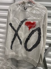 The Weeknd XO Sweatshirt Mens Medium H&M Gray Pullover Heart Big Logo Hip Hop